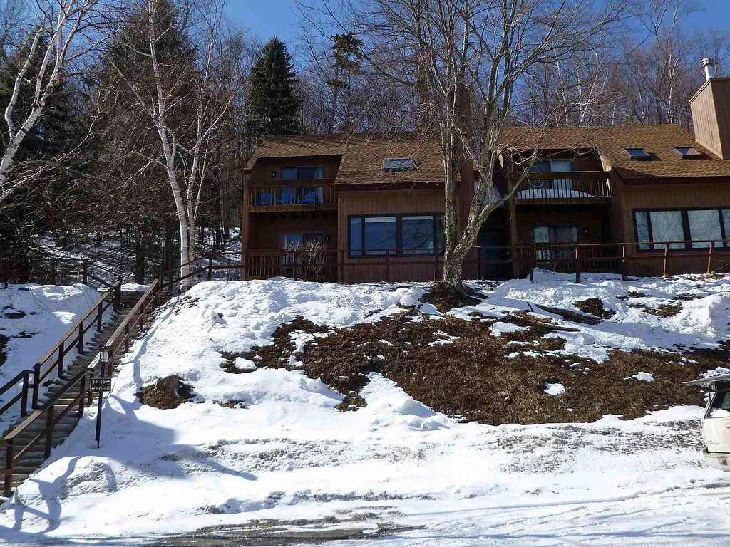 99 Upper Summit Road Warren VT 05674