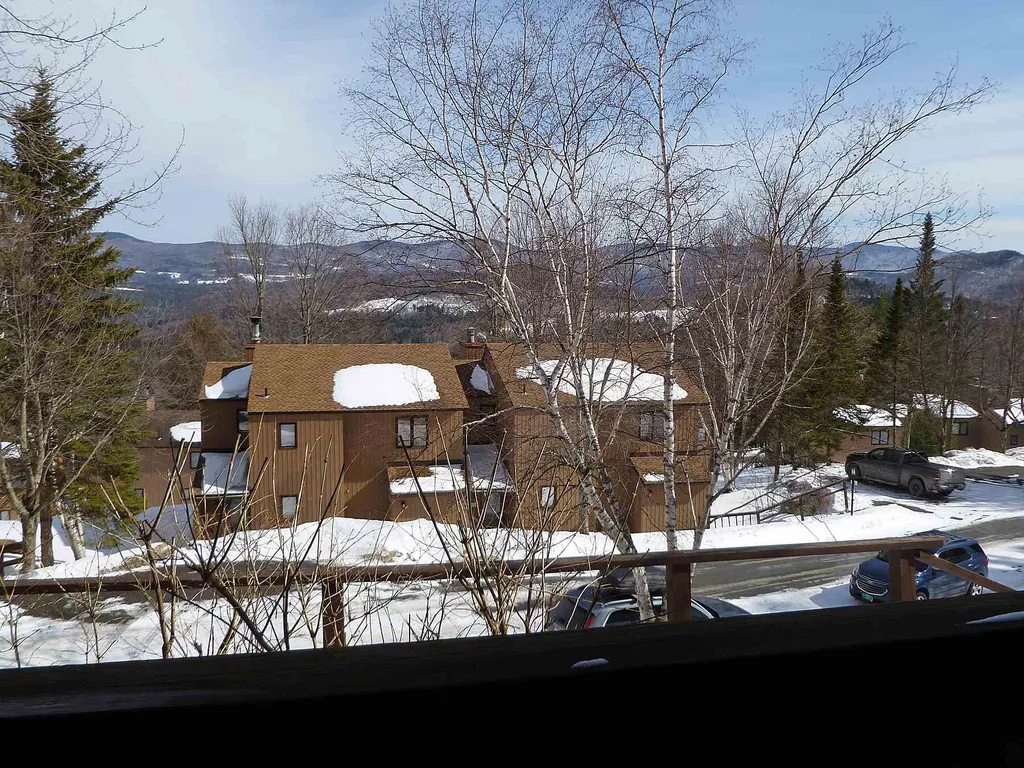 99 Upper Summit Road Warren VT 05674