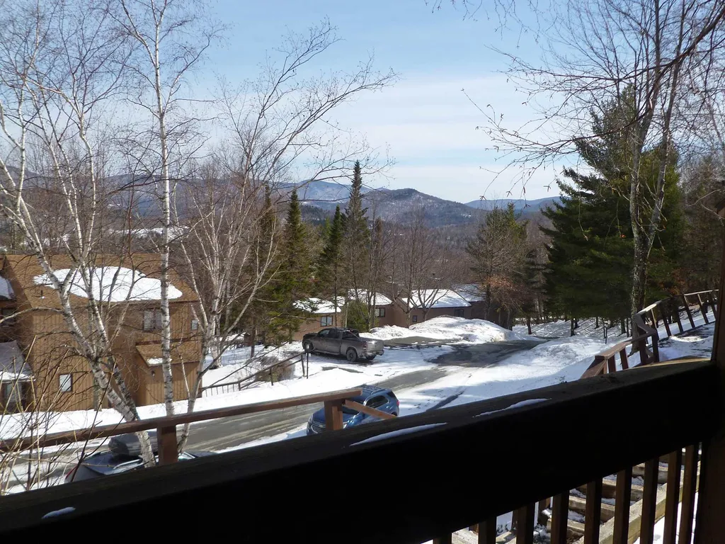99 Upper Summit Road Warren VT 05674
