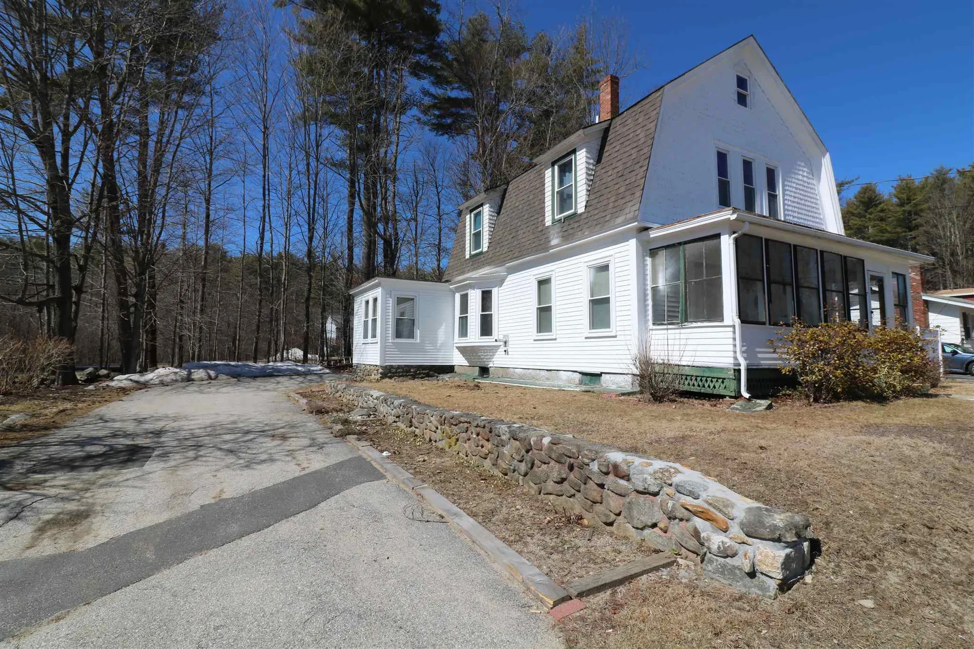 27 Charlonne Street Jaffrey NH 03452
