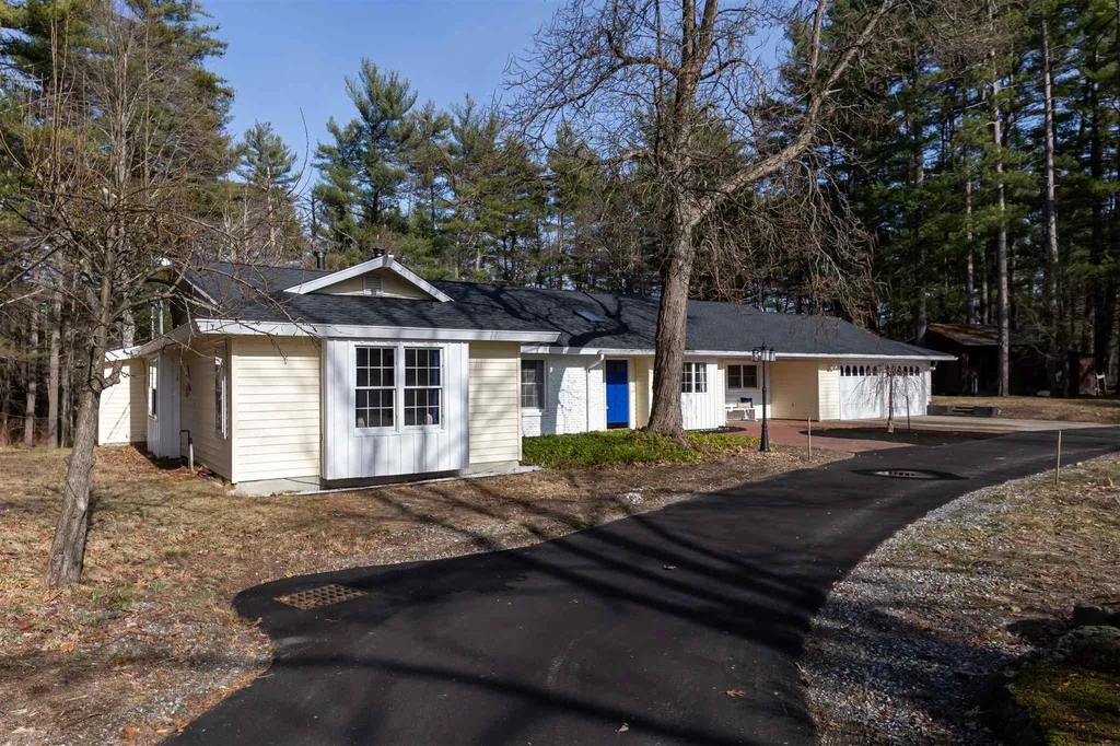 244 Back River Road Bedford NH 03110