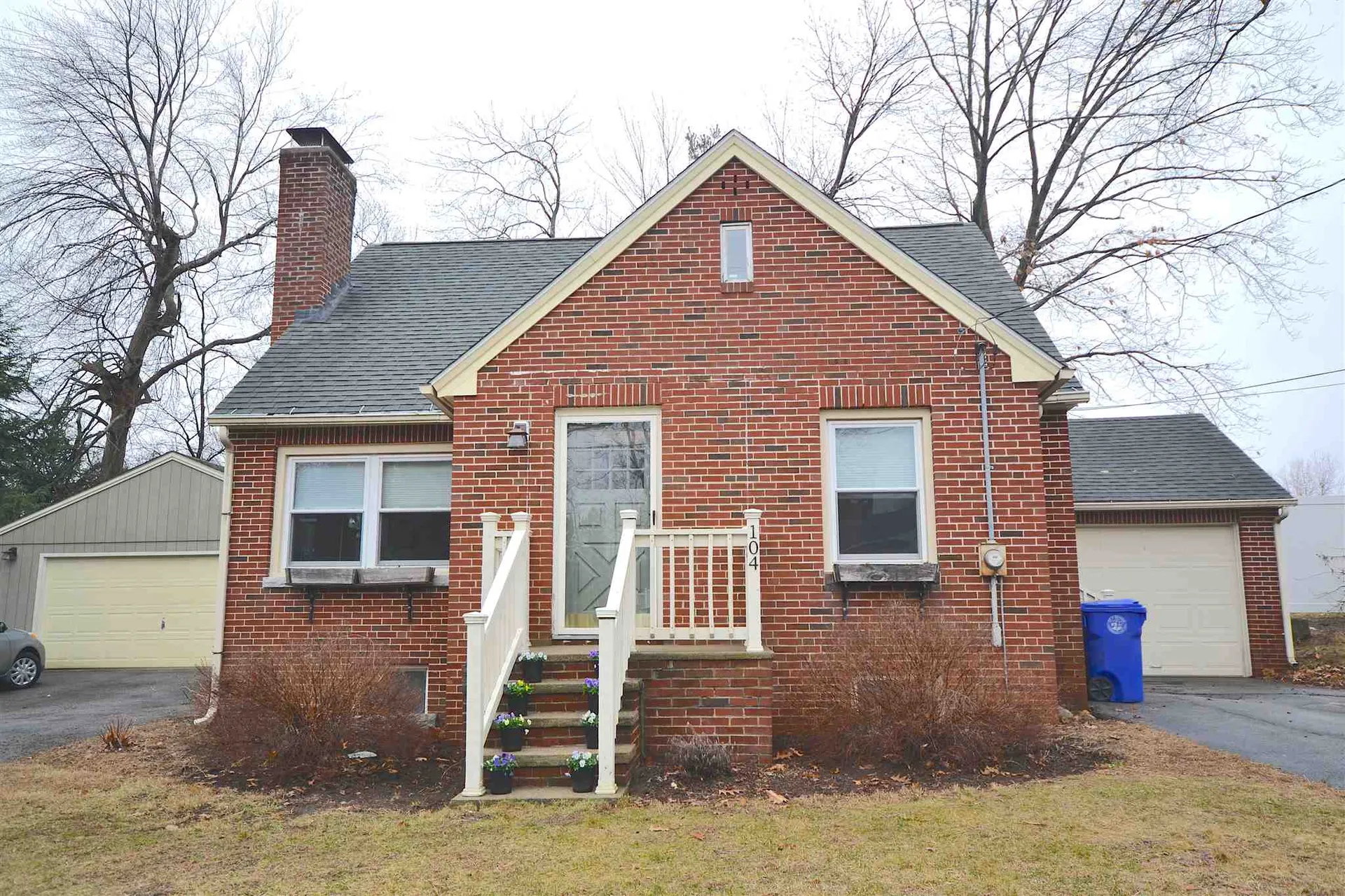 104 Portsmouth Avenue Manchester NH 03109