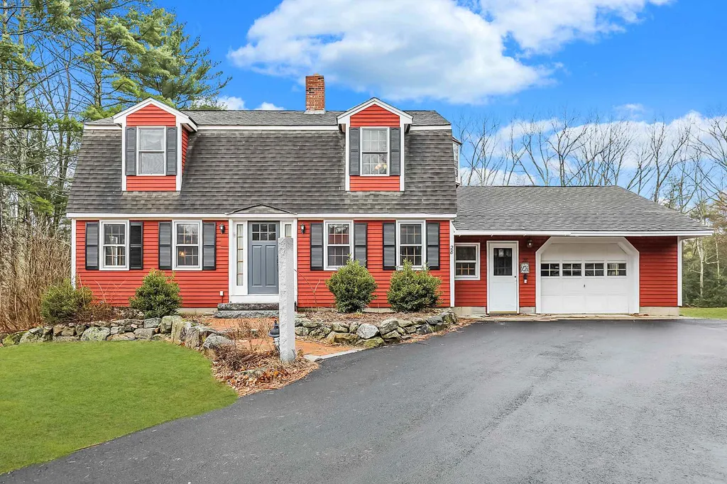 28 Old Mont Vernon Road Amherst NH 03031