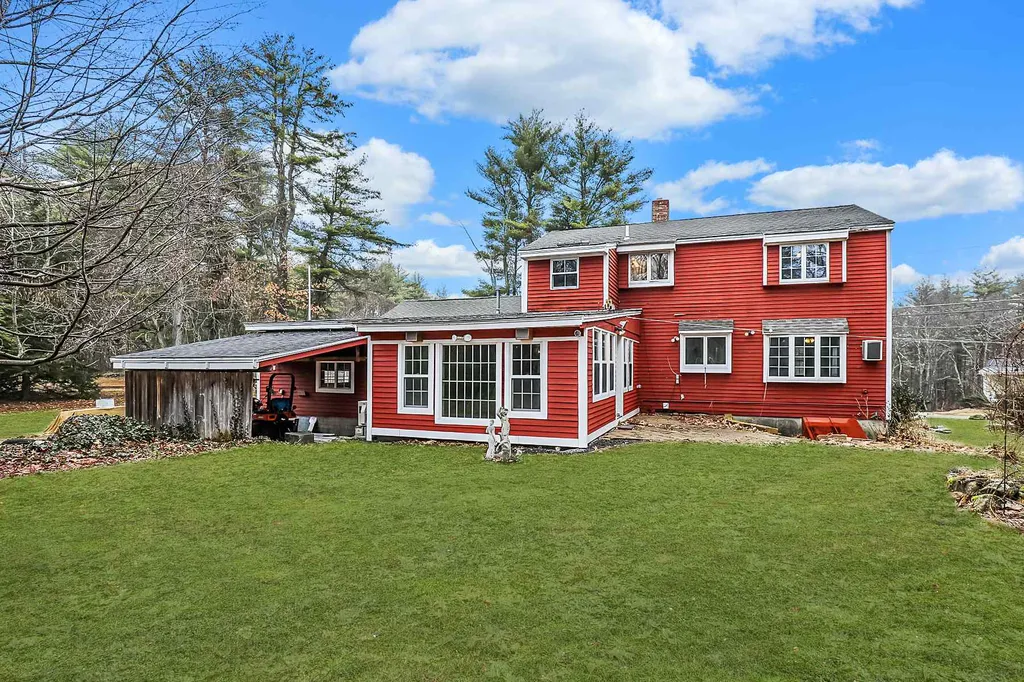 28 Old Mont Vernon Road Amherst NH 03031