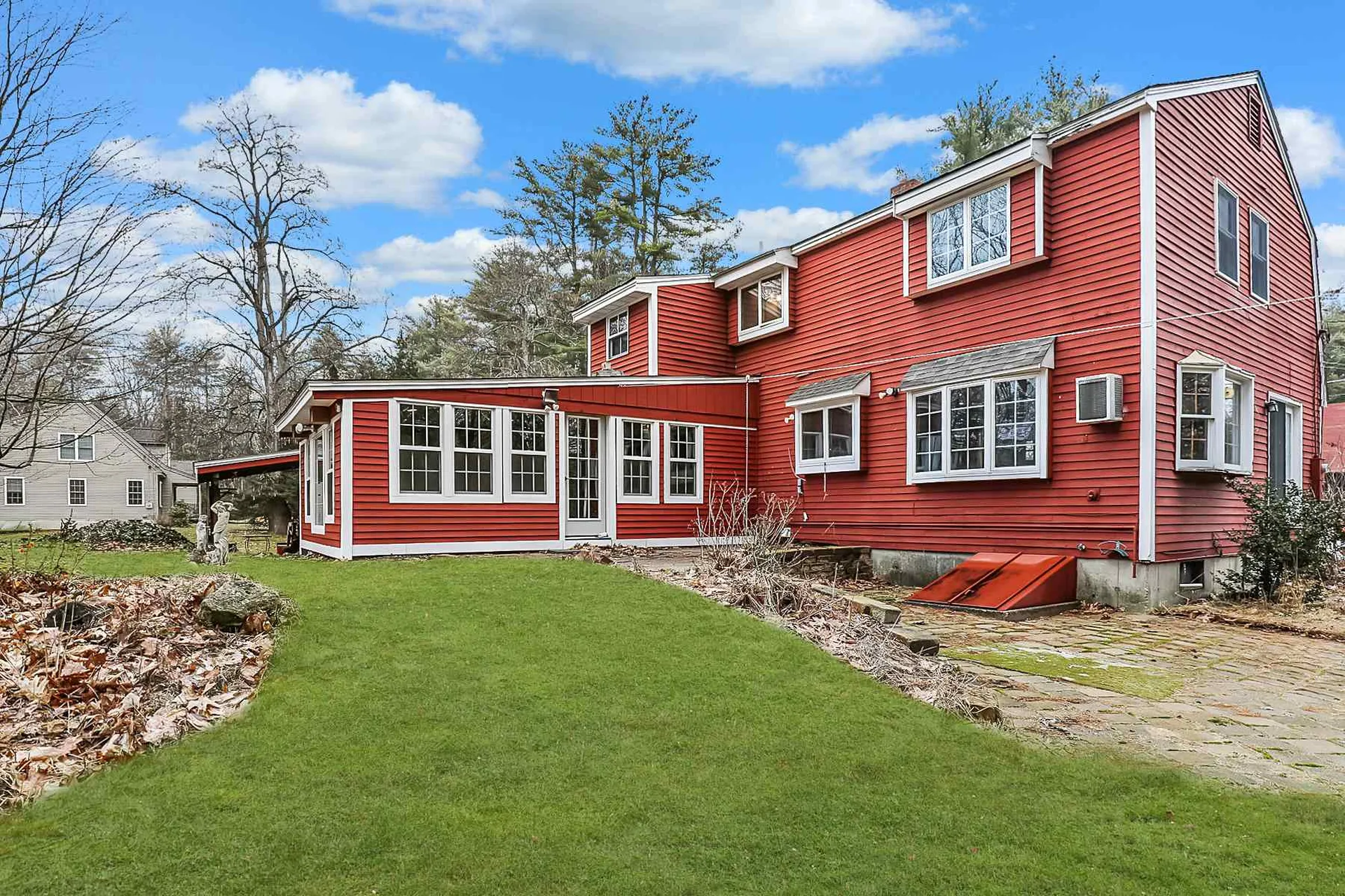 28 Old Mont Vernon Road Amherst NH 03031