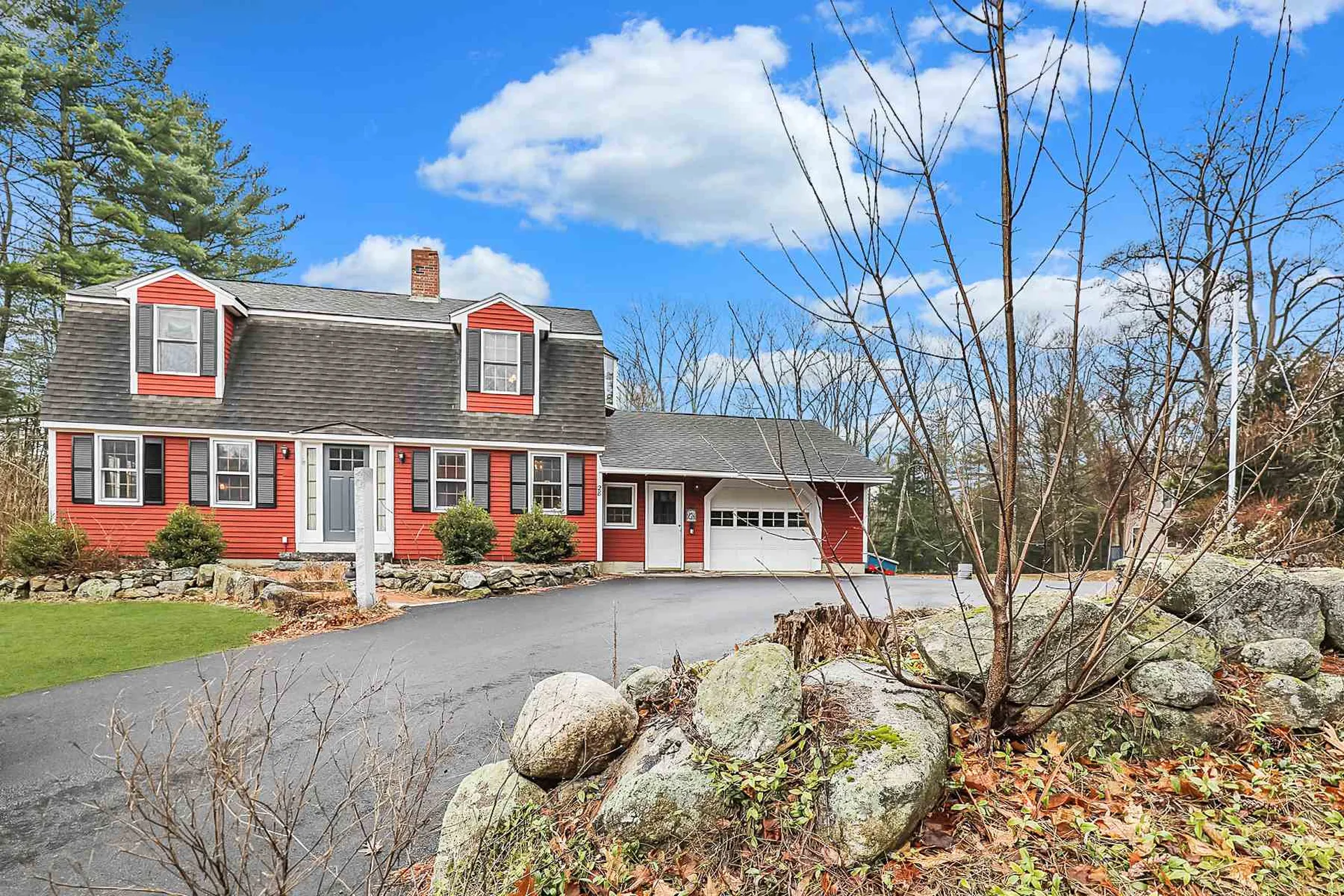 28 Old Mont Vernon Road Amherst NH 03031