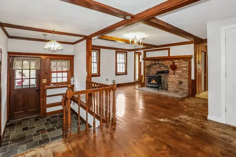 28 Old Mont Vernon Road Amherst NH 03031