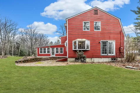 28 Old Mont Vernon Road Amherst NH 03031