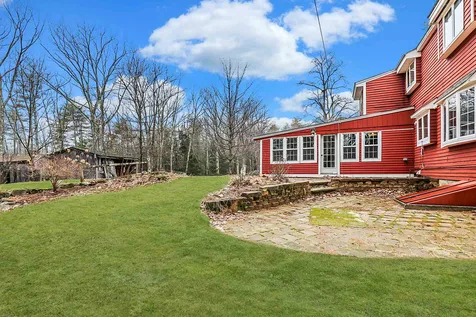 28 Old Mont Vernon Road Amherst NH 03031