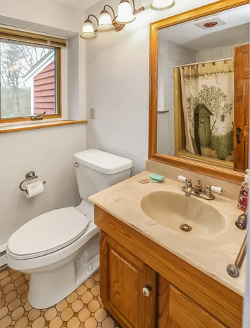 28 Old Mont Vernon Road Amherst NH 03031