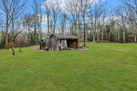 28 Old Mont Vernon Road Amherst NH 03031