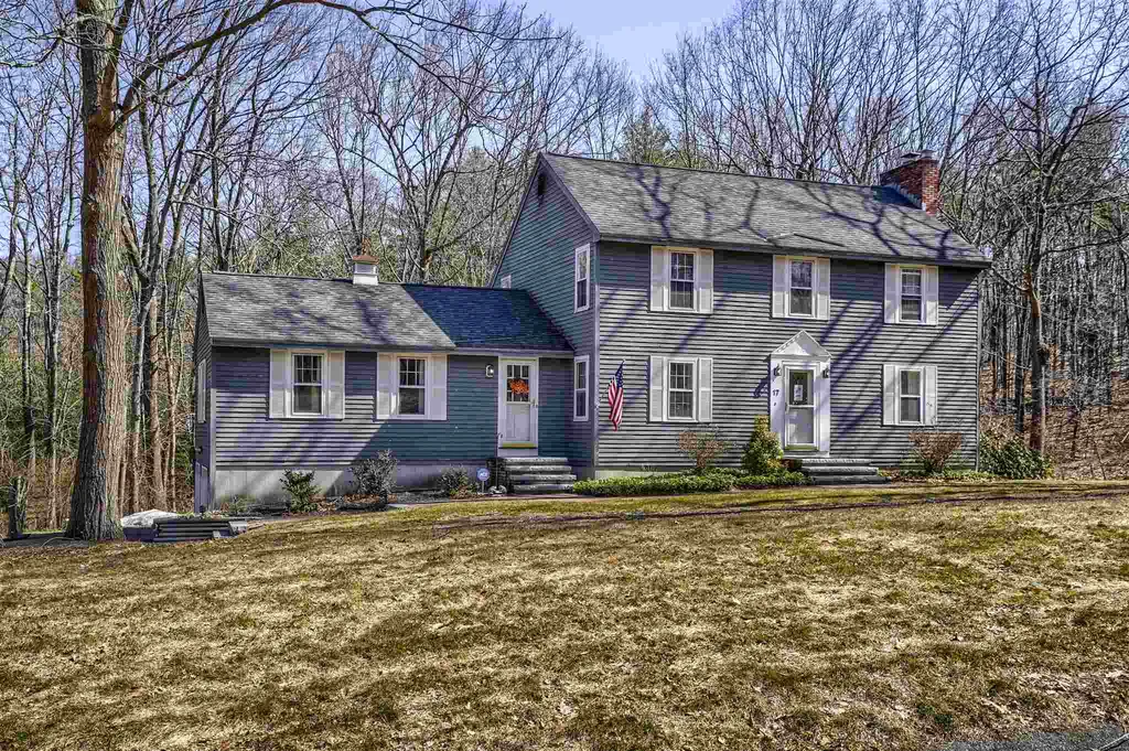 17 Teague Drive Salem NH 03079