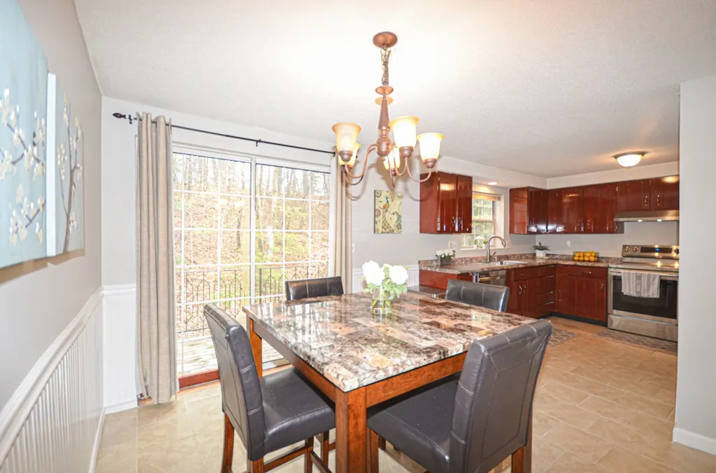 79 East Ridge Road Merrimack NH 03054