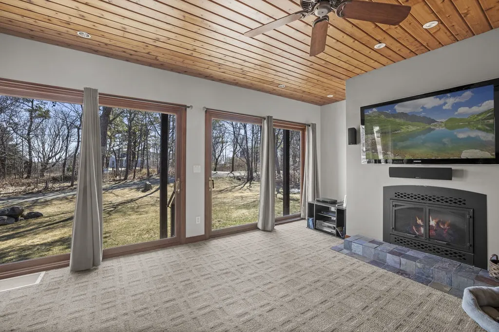 63 Ossipee Road York ME 03902
