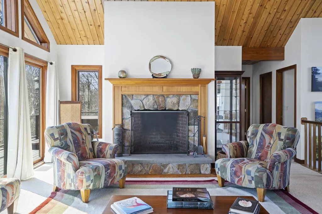 63 Ossipee Road York ME 03902