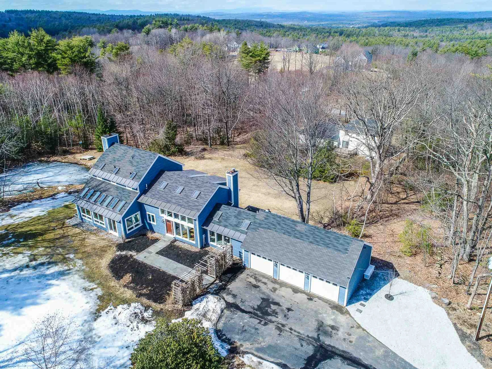 42 Woodhill Road Bow NH 03304