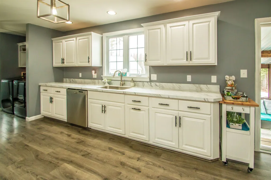 9 Hoopers Drive Lancaster NH 03584