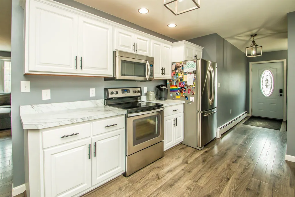 9 Hoopers Drive Lancaster NH 03584