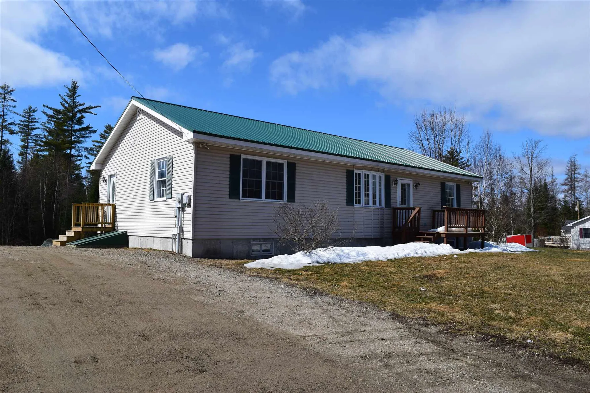 9 Hoopers Drive Lancaster NH 03584