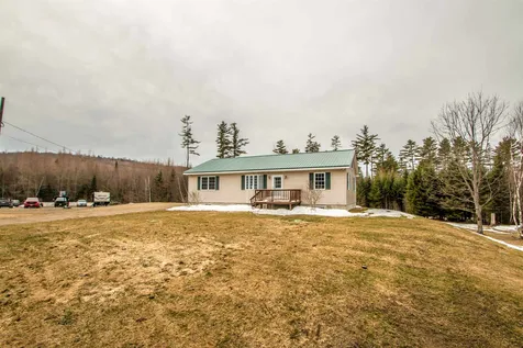9 Hoopers Drive Lancaster NH 03584