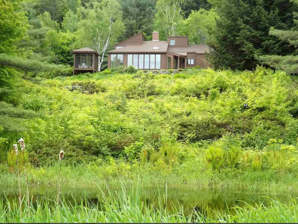 91 Allen Family Road Hartford VT 05059
