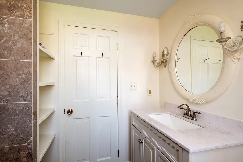 60 Ridge Road York ME 03909