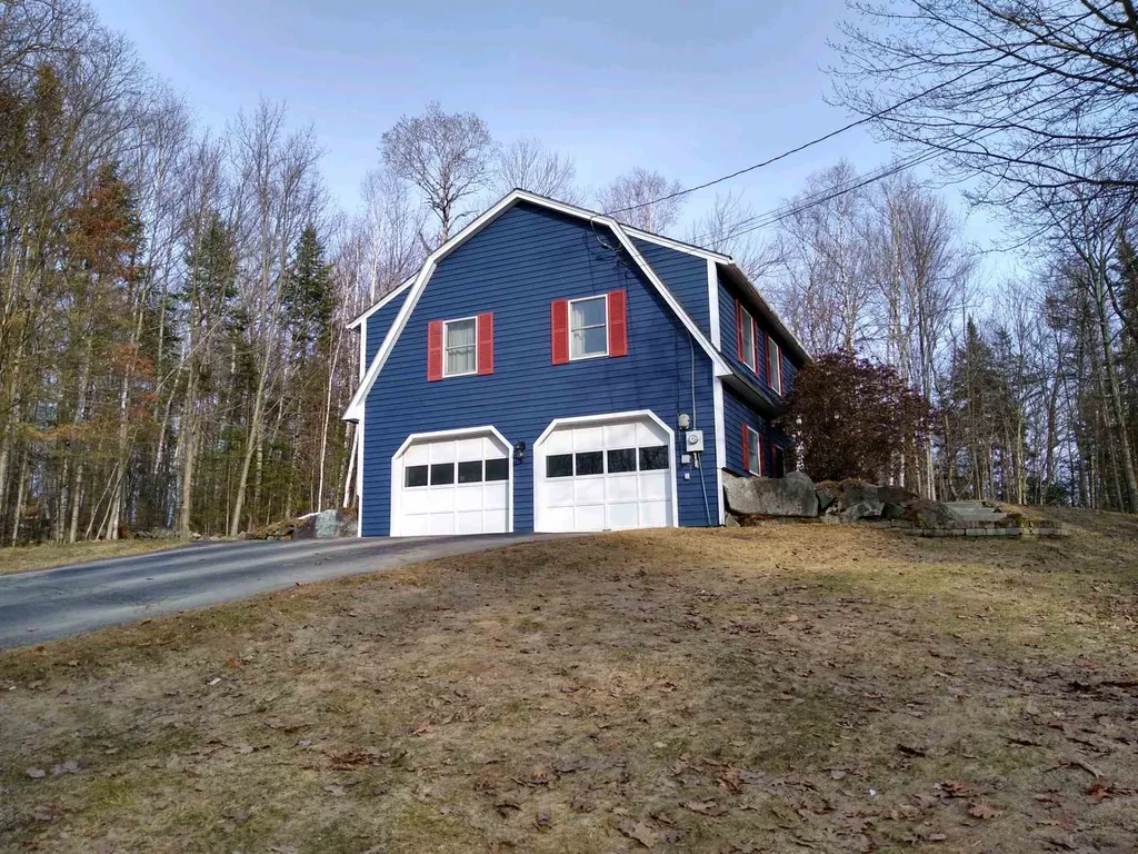 20 Blackberry Lane Lancaster NH 03584