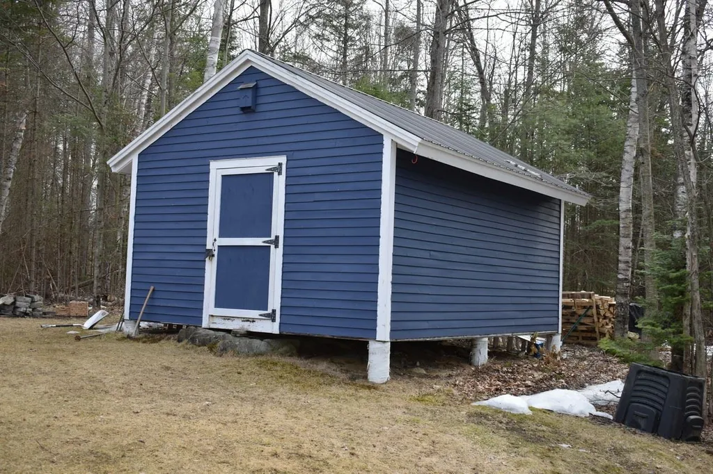 20 Blackberry Lane Lancaster NH 03584