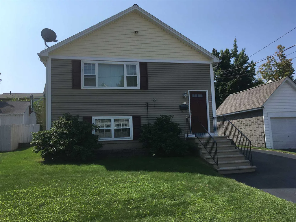 811 Dix Street Manchester NH 03103