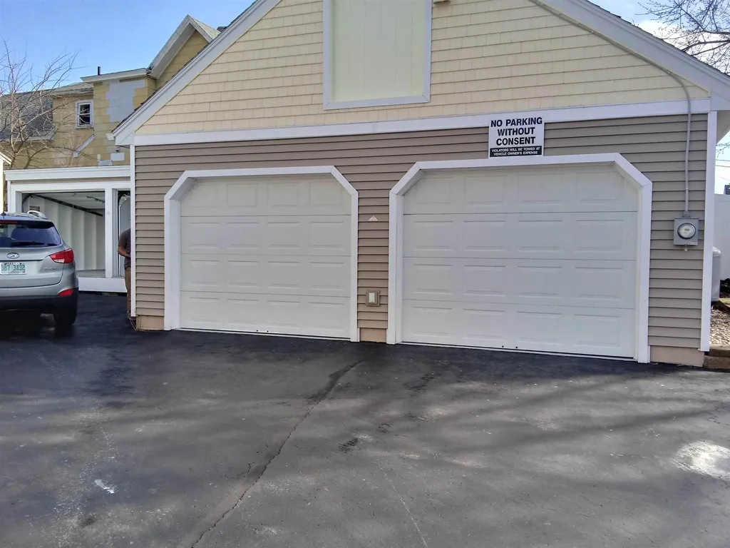 811 Dix Street Manchester NH 03103