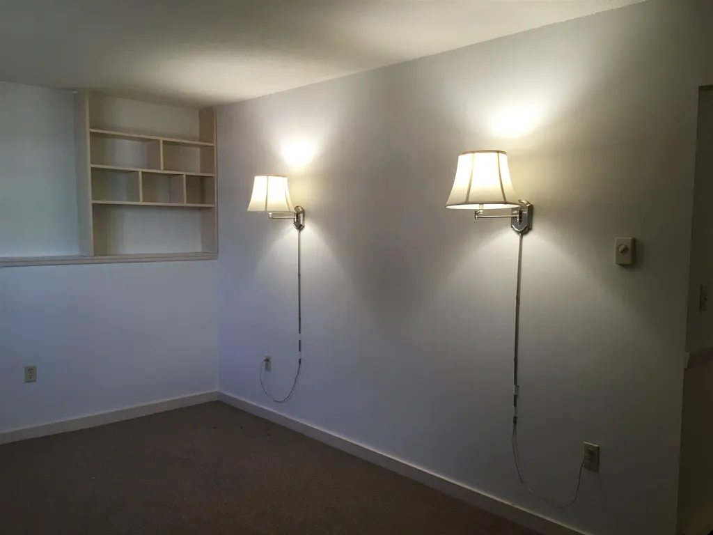 811 Dix Street Manchester NH 03103