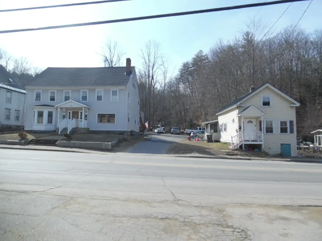 156 /162 North Main Street Franklin NH 03235