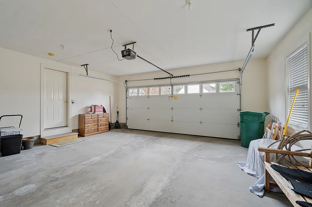 22 Dixon Drive Litchfield NH 03052