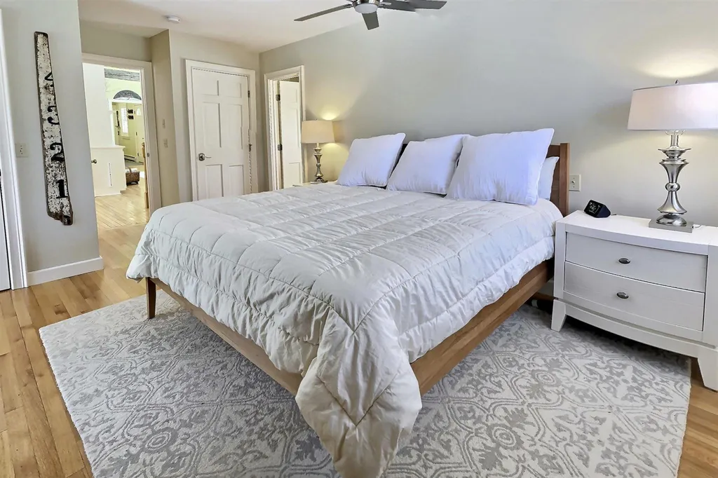 226 Hall Farm Road New London NH 03257