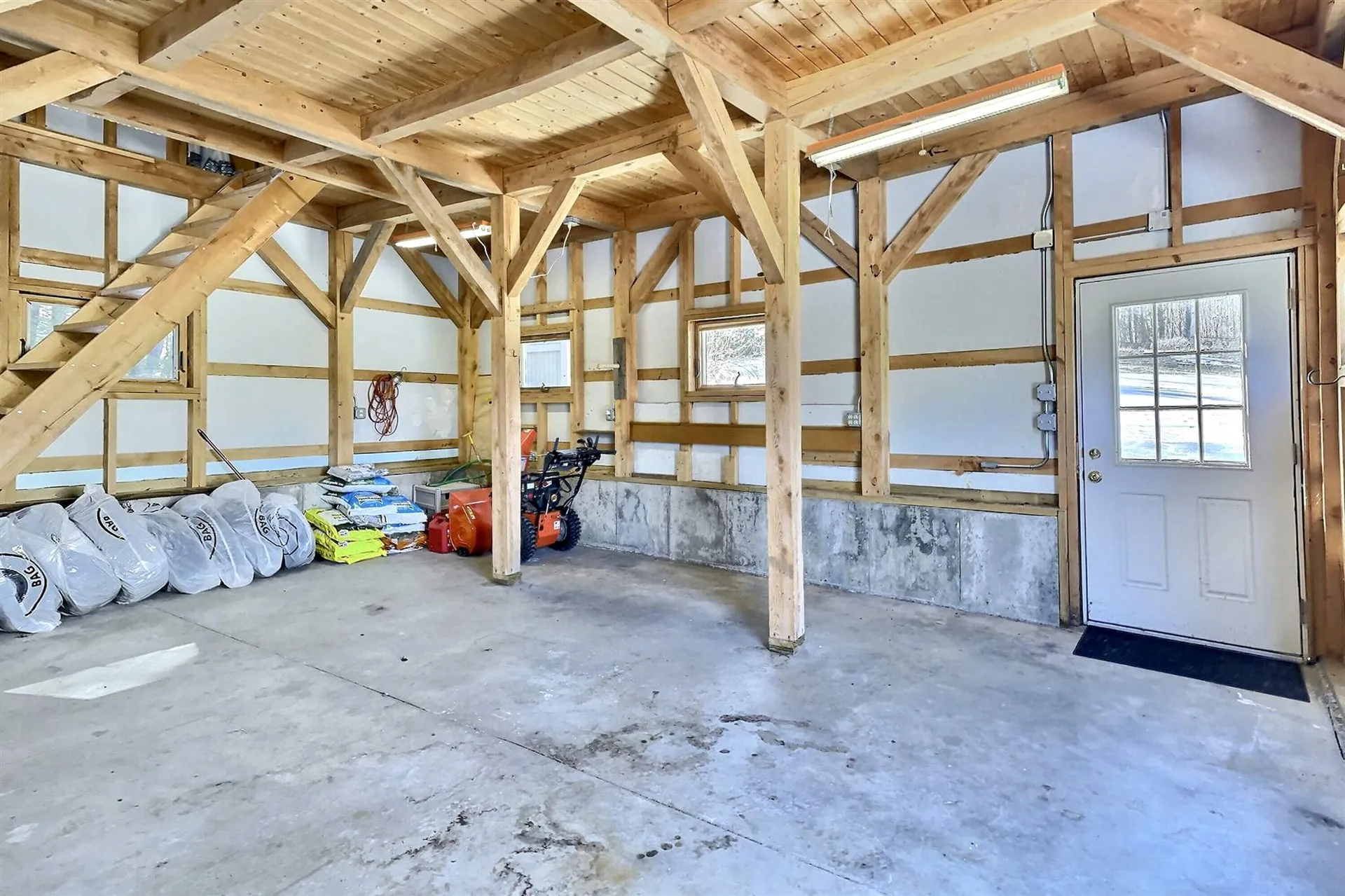 226 Hall Farm Road New London NH 03257