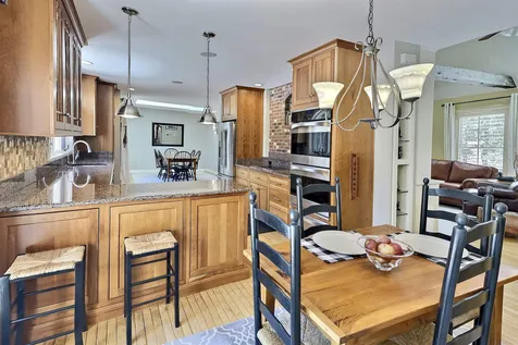226 Hall Farm Road New London NH 03257