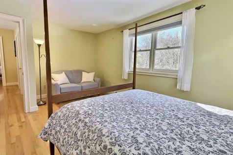 226 Hall Farm Road New London NH 03257