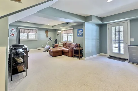 226 Hall Farm Road New London NH 03257