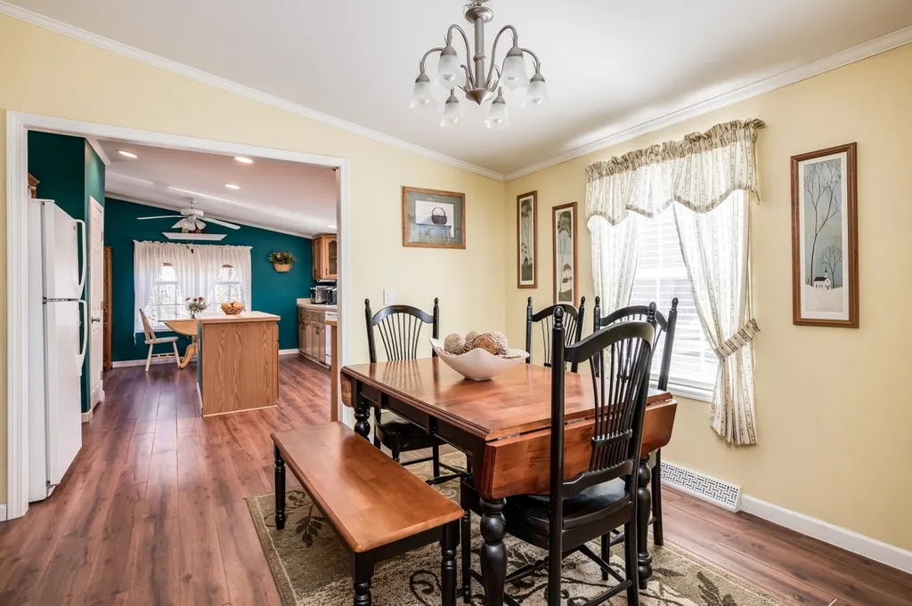 57 Tarah Way Fremont NH 03044