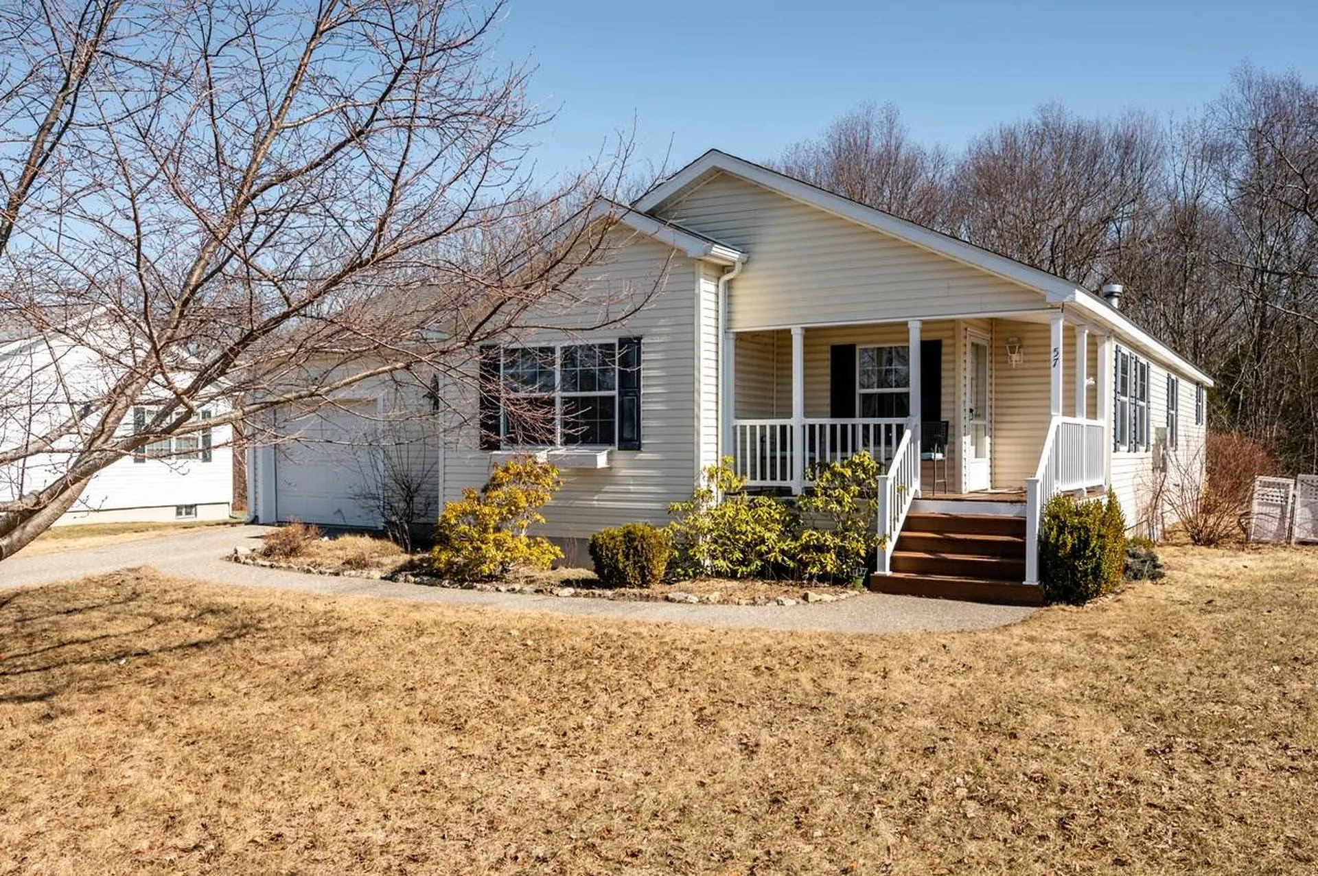 57 Tarah Way Fremont NH 03044