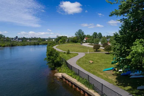 72 Landing Lane Laconia NH 03246