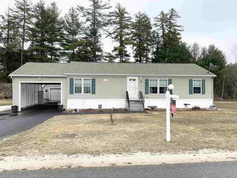 22 Pine Street Epsom NH 03234