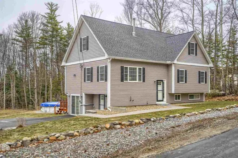 82 Lesnyk Road Goffstown NH 03045