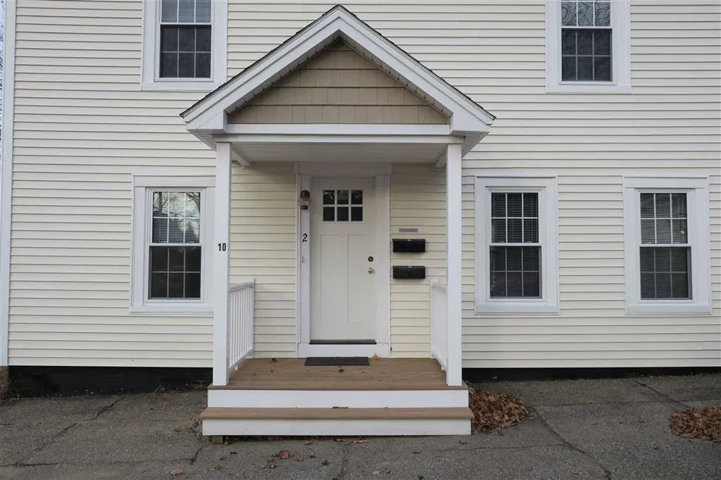 10 Highland Street Exeter NH 03833