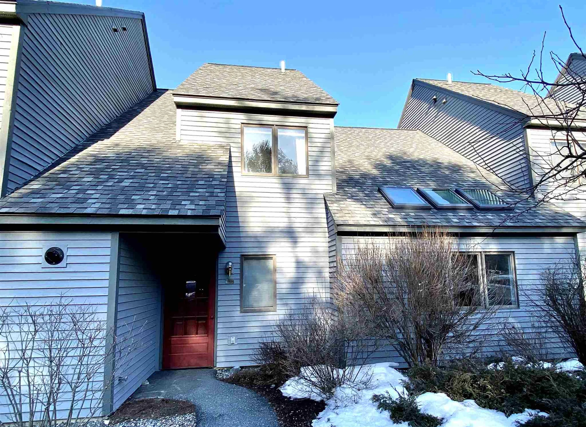 40 Heather Drive Hartford VT 05001