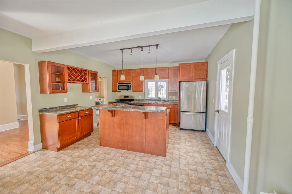 28 Randall Street Waterbury VT 05676