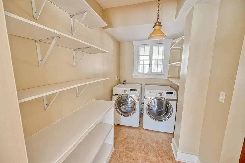 28 Randall Street Waterbury VT 05676