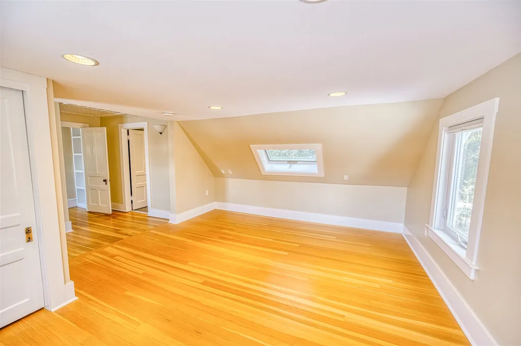 28 Randall Street Waterbury VT 05676