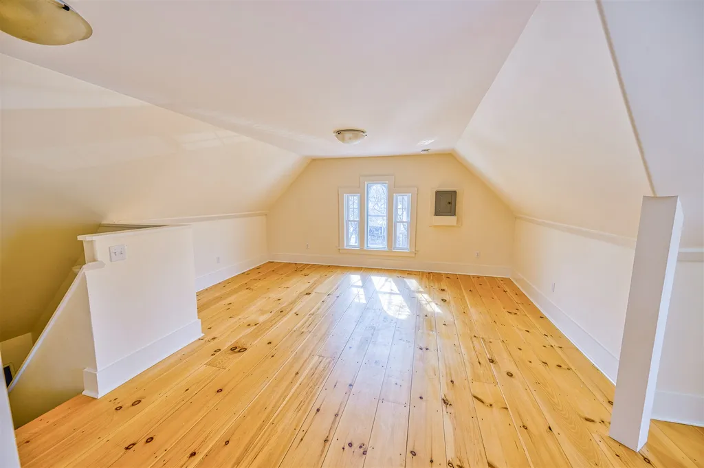 28 Randall Street Waterbury VT 05676