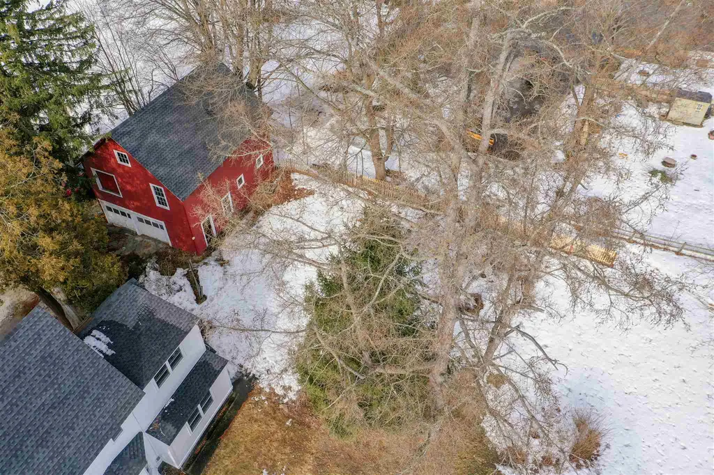 28 Randall Street Waterbury VT 05676